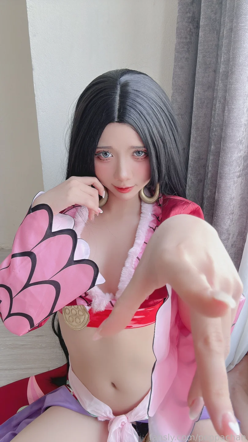 PoppaChan - Boa Hancock [52P,6V-147MB] tg@simisebaisi 【丝足阁】017.webp